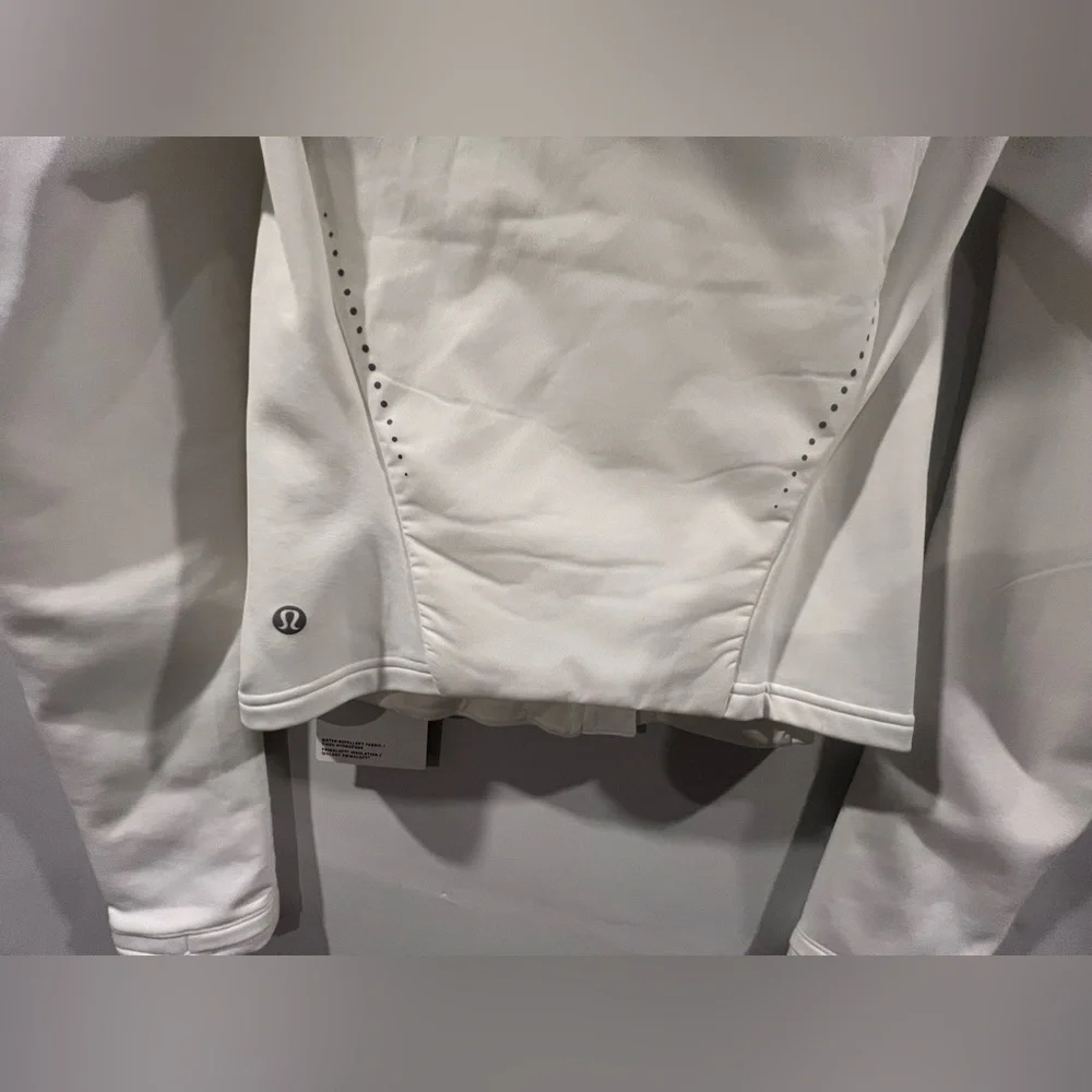 Lululemon Athletica Snow White Ski Jacket - Picture 13 of 13